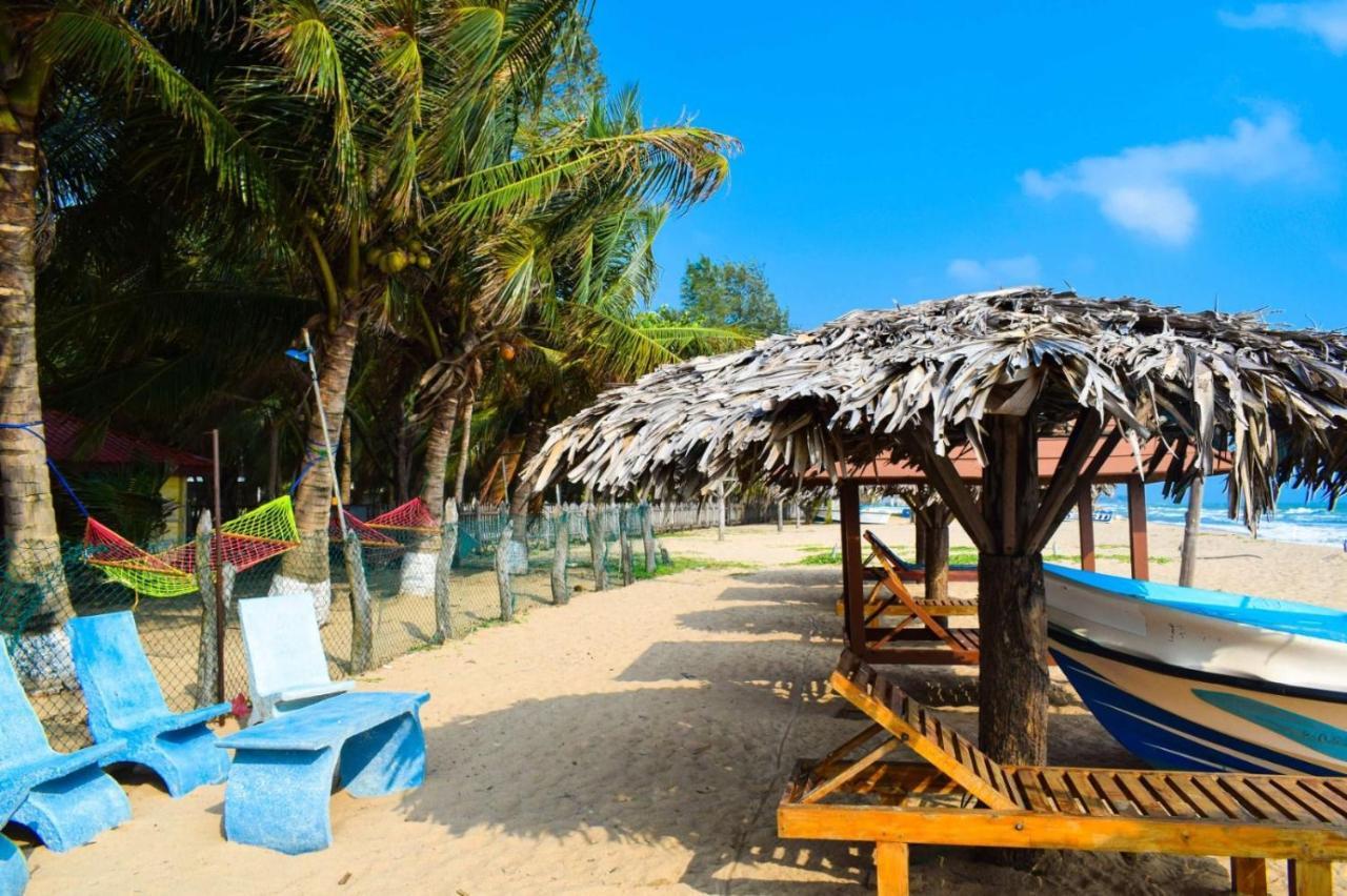 Mithra Paradise Beach Hotel Nilaveli Exterior photo